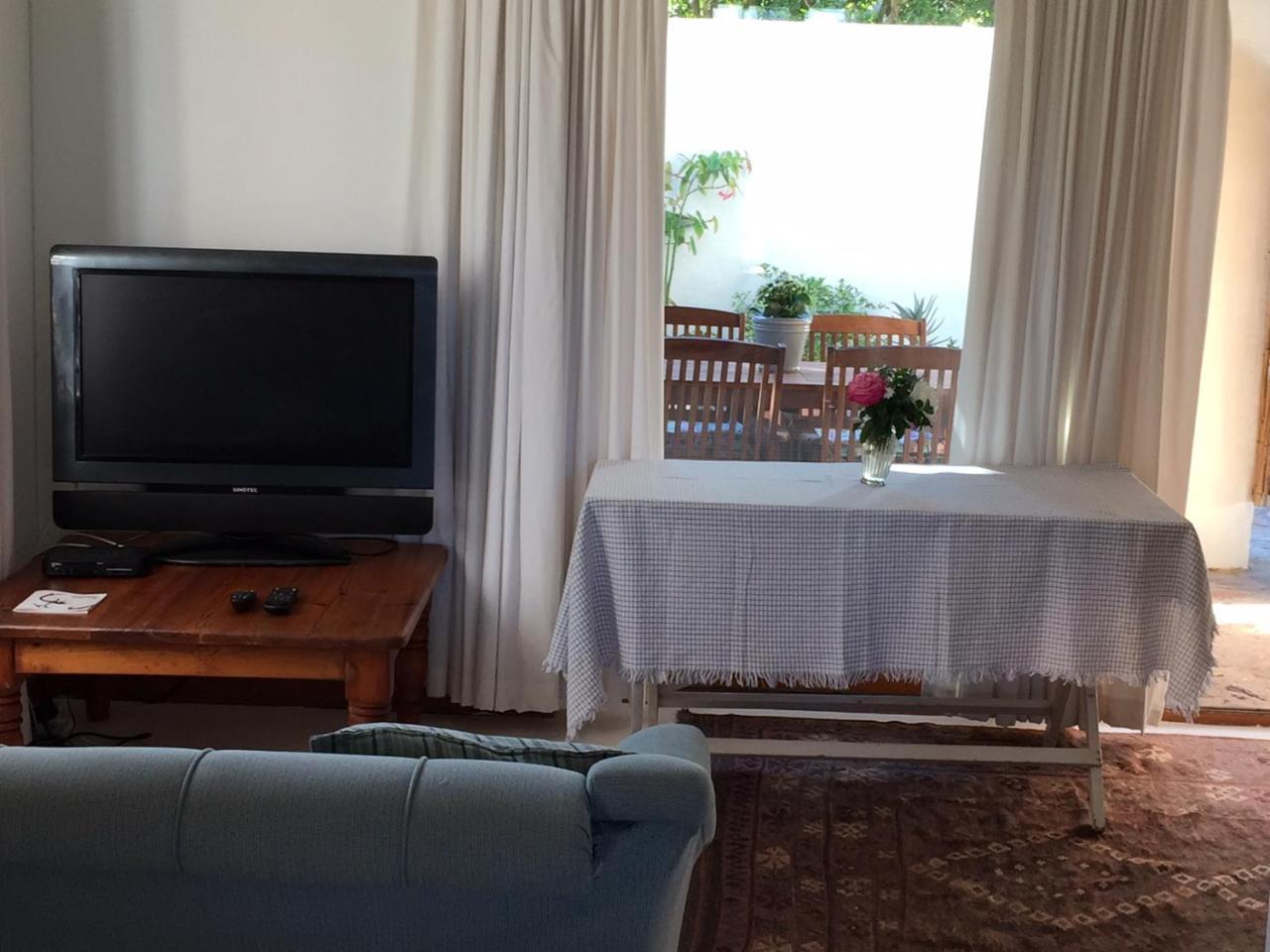 Haven Of Peace And Garden Cottage Hermanus Bagian luar foto